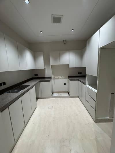 3 Bedroom Apartment for Rent in East Riyadh, Riyadh - Three-bedroom apartment for rent in Al-Rimal, Riyadh