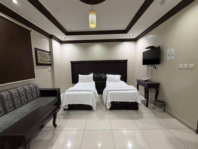 2 Bedroom Flat for Rent in South Jeddah, Jeddah - Two rooms with king size bed and two single beds with lough kitchen Unit #1 2 Bedroom Flat for Rent in South Jeddah, Jeddah - Two rooms with king size bed and two single beds with lough kitchen Unit #1