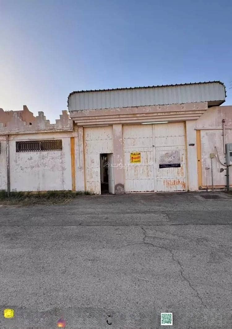 Rest house for sale on Yazeed Al Qasri Street, Al Malik Khalid District, Unaizah City. Rest house for sale on Yazeed Al Qasri Street, Al Malik Khalid District, Unaizah City.