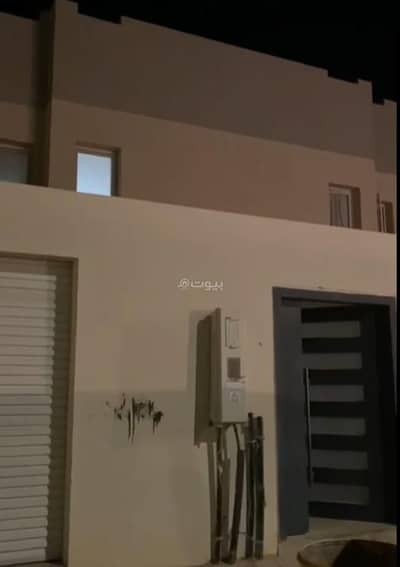 فیلا 4 غرف نوم للايجار في شمال الرياض، الرياض - فيلا للإيجار في شارع احمد بن الرفعة, حي مطار الملك خالد الدولي, مدينة الرياض, منطقة الرياض