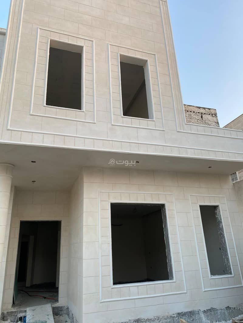 8 Bedroom Villa For Sale in Al-Zuhur, Ras Tanura 8 Bedroom Villa For Sale in Al-Zuhur, Ras Tanura