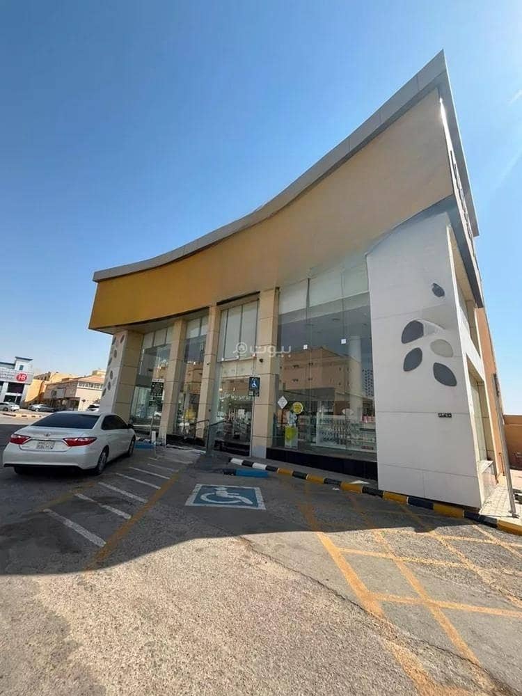 مكتب تجاري للإيجار في شارع عمر بن الخطاب, حي الريان, مدينة بريدة مكتب تجاري للإيجار في شارع عمر بن الخطاب, حي الريان, مدينة بريدة