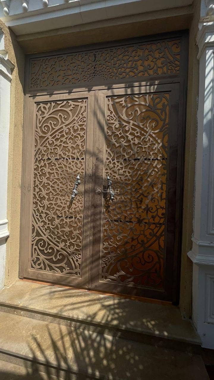 Duplex villa for sale in Al-Louly district, Jeddah – directly from the owner (cash only) Duplex villa for sale in Al-Louly district, Jeddah – directly from the owner (cash only)