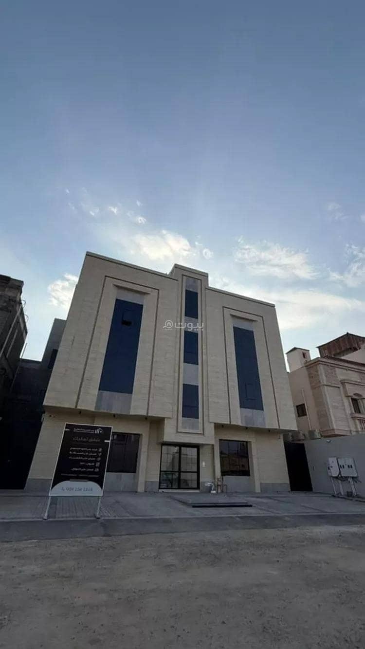 Apartment for sale on Ibn Al Barada'i Street, Al Mabooth District, Madinah City. Apartment for sale on Ibn Al Barada'i Street, Al Mabooth District, Madinah City.