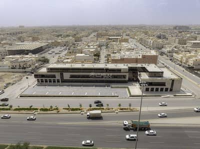 مكتب  للايجار في شرق الرياض، الرياض - مكتب تجاري للإيجار في شارع الدمام الفرعي, حي غرناطة, مدينة الرياض, منطقة الرياض