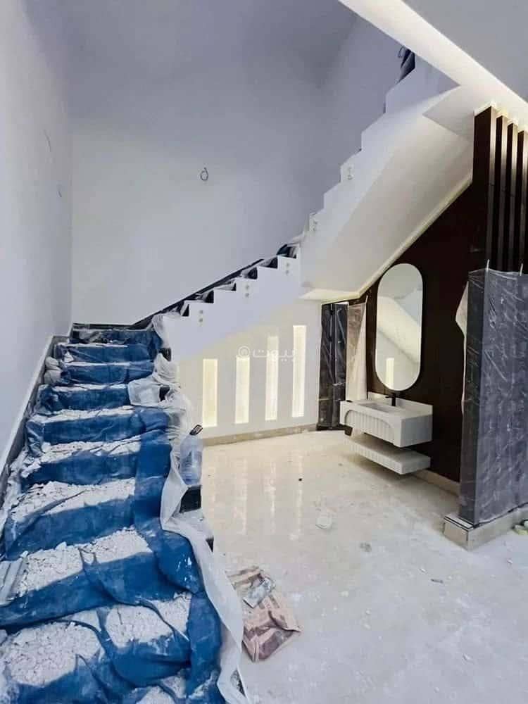 Villa For Sale in Al Mahdiyah, Riyadh Villa For Sale in Al Mahdiyah, Riyadh