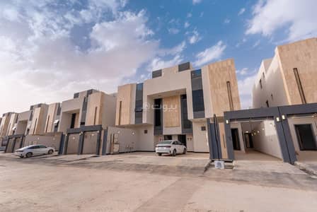 4 Bedroom Floor for Sale in West Riyadh, Riyadh - A distinctive role in Tuwaiq District