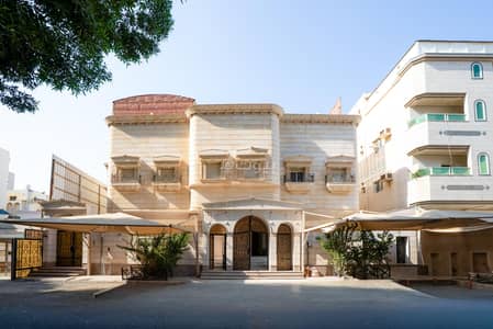 10+ Beds Villa for Rent in North Jeddah, Jeddah - Villa for rent in Al-Marwah 2, Jeddah. An investment opportunity