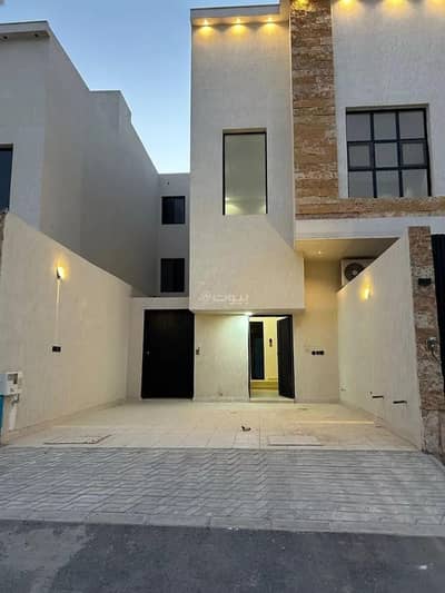 5 Bedroom Floor for Sale in South Riyadh, Riyadh - Floor for sale in Okaz District, Riyadh City. 5 Bedroom Floor for Sale in South Riyadh, Riyadh - Floor for sale in Okaz District, Riyadh City.