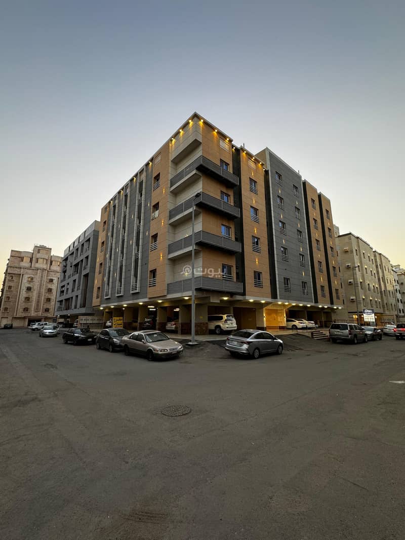 Luxurious apartments for sale, a prime location on two streets Luxurious apartments for sale, a prime location on two streets