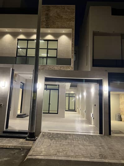 4 Bedroom Floor for Sale in East Riyadh, Riyadh - Cordoba