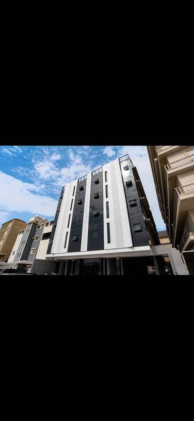 3 Bedroom Apartment for Sale in Central Jeddah, Jeddah - 3-bedroom apartment for sale in Al-Hamra'a district, Jeddah | 675,000 3 Bedroom Apartment for Sale in Central Jeddah, Jeddah - 3-bedroom apartment for sale in Al-Hamra'a district, Jeddah | 675,000