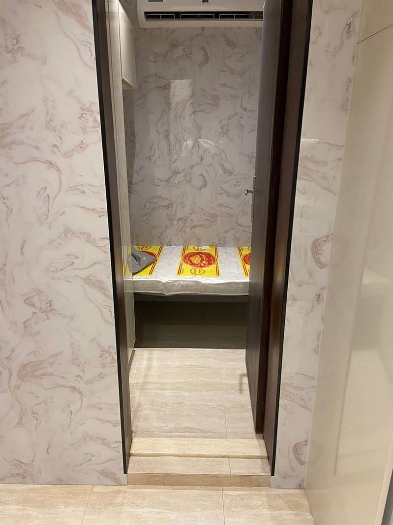 23