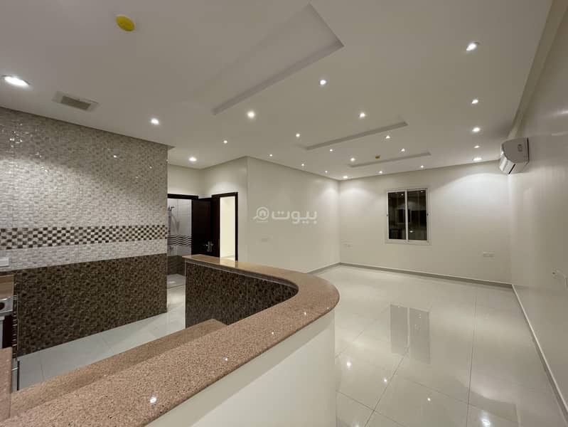 Very clean apartment for annual rent on the commercial strip in Al-Murab area Very clean apartment for annual rent on the commercial strip in Al-Murab area