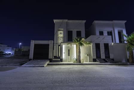 6 Bedroom Villa for Sale in Al Sawari, Al Khobar - Villa for sale in Al Khobar, Al Soari neighborhood