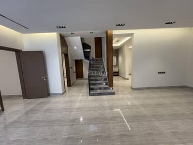 4 Bedroom Floor for Sale in East Riyadh, Riyadh - Property for Sale