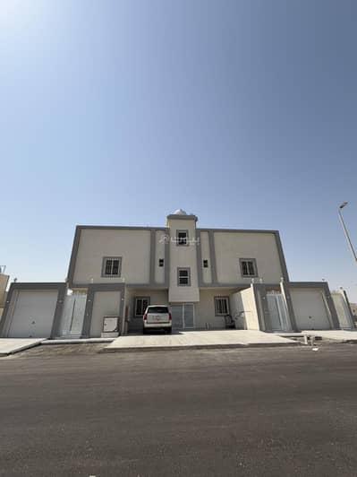 4 Bedroom Flat for Sale in King Fahd Suburb, Dammam - Apartment for sale, annex with private roof, in Al-Baydha District - King Fahd Suburb, Dammam 4 Bedroom Flat for Sale in King Fahd Suburb, Dammam - Apartment for sale, annex with private roof, in Al-Baydha District - King Fahd Suburb, Dammam