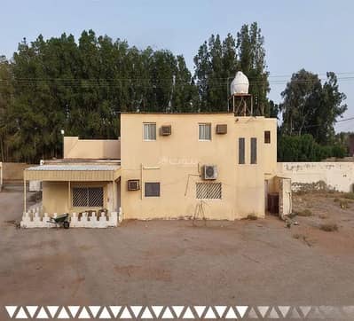 4 Bedroom Rest House for Sale in Industrial, Al Bukayriyah - Resthouse for sale on Al Sina'iyah 26 Street, Al Sina'iyah District, Al Bukayriyah City.