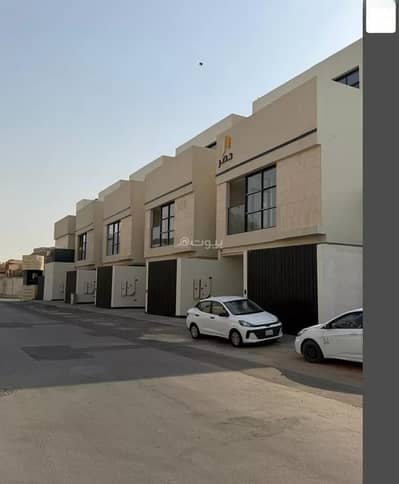 دور 3 غرف نوم للبيع في وسط الرياض، الرياض - دور للبيع في شارع الوتر, حي الملز, مدينة الرياض