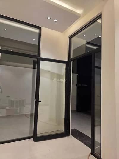 6 Bedroom Villa for Sale in East Riyadh, Riyadh - Villa for sale on Al-Makhil Street, Al-Yarmouk District, Riyadh City, Riyadh Region