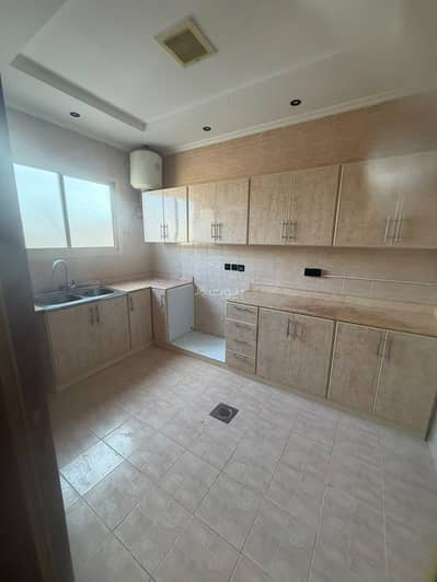 3 Bedroom Flat for Rent in North Riyadh, Riyadh - Three-bedroom apartment for rent in Al-Yasmin (Al-Yasemin), Riyadh 3 Bedroom Flat for Rent in North Riyadh, Riyadh - Three-bedroom apartment for rent in Al-Yasmin (Al-Yasemin), Riyadh