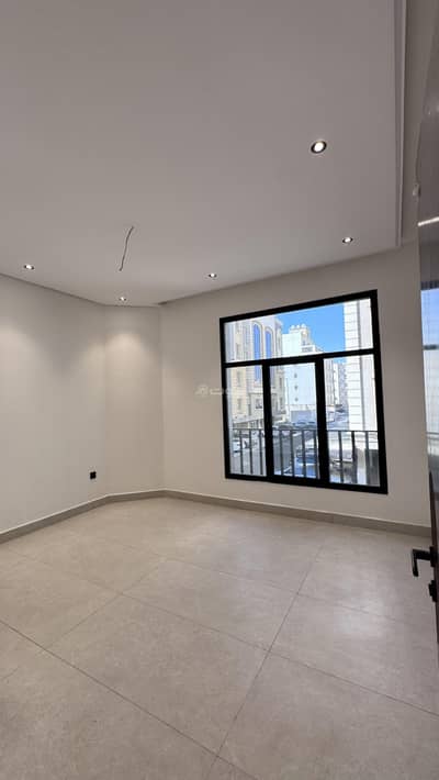 3 Bedroom Flat for Sale in North Jeddah, Jeddah - 3-bedroom apartment for sale in Al-Rawdah, Jeddah 3 Bedroom Flat for Sale in North Jeddah, Jeddah - 3-bedroom apartment for sale in Al-Rawdah, Jeddah