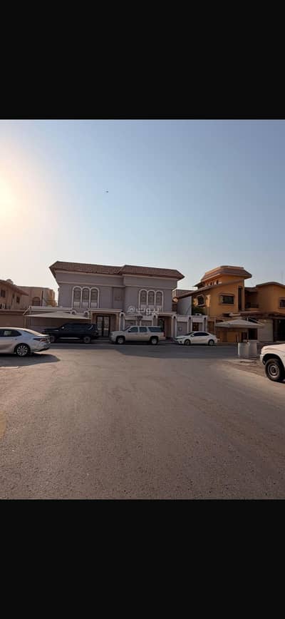 فیلا 9 غرف نوم للبيع في الحمراء، الدمام - للبيع فله في الدمام حي الحمراء