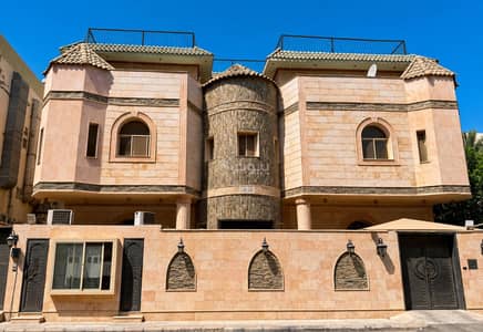 فیلا 4 غرف نوم للبيع في شمال جدة، جدة - فيلا استثنائية للبيع بالفرش – جدة - حي الروضة فیلا 4 غرف نوم للبيع في شمال جدة، جدة - فيلا استثنائية للبيع بالفرش – جدة - حي الروضة