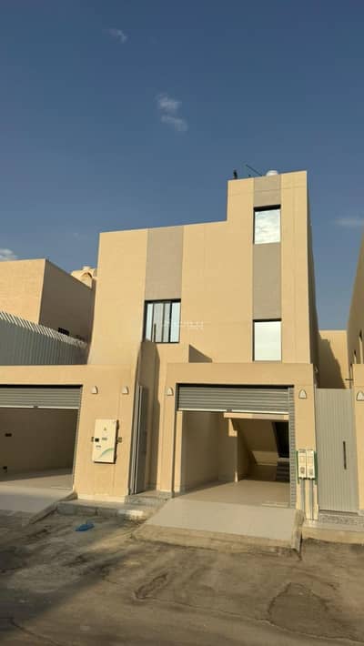 دور 3 غرف نوم للبيع في جنوب الرياض، الرياض - طابق للبيع في العزيزية دور 3 غرف نوم للبيع في جنوب الرياض، الرياض - طابق للبيع في العزيزية