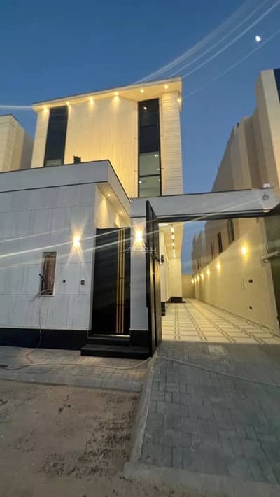 6 Bedroom Villa for Sale in East Riyadh, Riyadh - Villa for sale in Al Maizilah, East Riyadh
