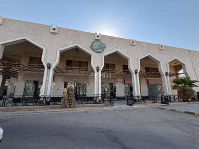 معرض للايجار في غرب الرياض، الرياض - محل للإيجار في شارع عائشة بنت ابي بكر, حي ظهرة البديعة, مدينة الرياض, منطقة الرياض معرض للايجار في غرب الرياض، الرياض - محل للإيجار في شارع عائشة بنت ابي بكر, حي ظهرة البديعة, مدينة الرياض, منطقة الرياض
