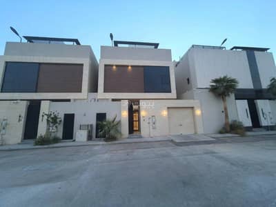6 Bedroom Villa for Rent in North Riyadh, Riyadh - Luxurious villa for rent in Al‑Urd neighborhood
