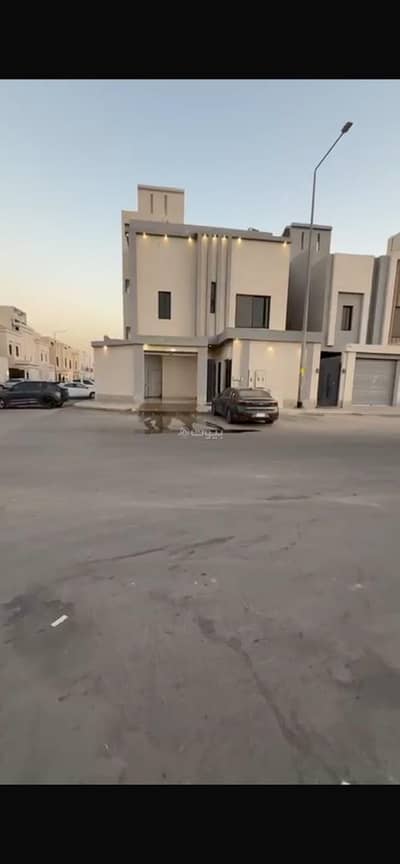 دور 5 غرف نوم للايجار في شرق الرياض، الرياض - 5 غرفة في الدور للإيجار في المعيزيلة، الرياض