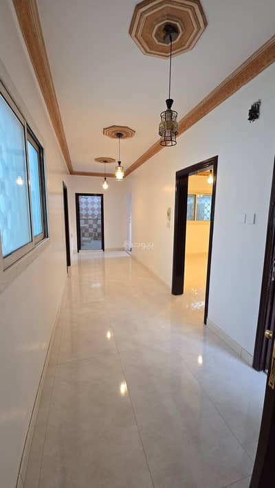 2 Bedroom Flat for Rent in East Riyadh, Riyadh - Apartment for rent in Al-Shuhada District – with a large terrace