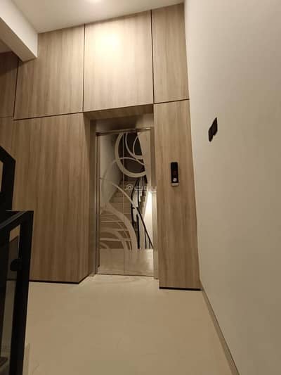 3 Bedroom Floor for Sale in East Riyadh, Riyadh - Luxurious first-floor apartment with a modern design in Al-Rimal neighborhood 3 Bedroom Floor for Sale in East Riyadh, Riyadh - Luxurious first-floor apartment with a modern design in Al-Rimal neighborhood