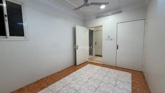 دور 4 غرف نوم للايجار في جنوب الرياض، الرياض - Spacious 4 Bedroom Floor for Rent – Unit 301 | 140 sqm | SAR 28,000/Year دور 4 غرف نوم للايجار في جنوب الرياض، الرياض - Spacious 4 Bedroom Floor for Rent – Unit 301 | 140 sqm | SAR 28,000/Year