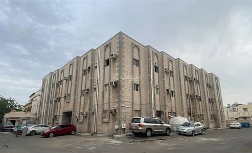 3 Bedroom Apartment for Rent in South Jeddah, Jeddah - Apartment for rent in Al-Thaghr neighborhood, Jeddah