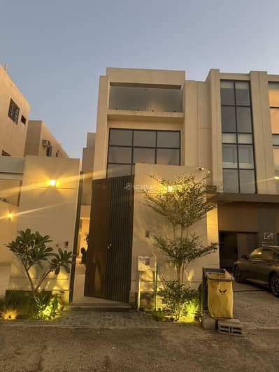 4 Bedroom Floor for Sale in East Riyadh, Riyadh - Luxurious first-floor apartment for sale in Ras Al Amarah