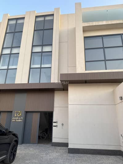 4 Bedroom Floor for Sale in East Riyadh, Riyadh - Luxurious villa for sale in Al Rimal