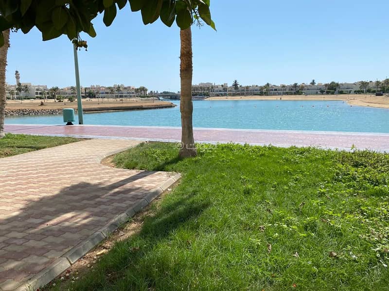 للبيع شاليه فاخر مطل على البحر في قلب القرية الحالمة بدرة العروس بجدة للبيع شاليه فاخر مطل على البحر في قلب القرية الحالمة بدرة العروس بجدة