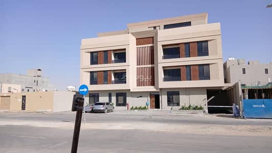 10+ Beds Residential Building for Rent in North Riyadh, Riyadh - Residential building for rent in Al-Narjis, Riyadh (the first kilometer)