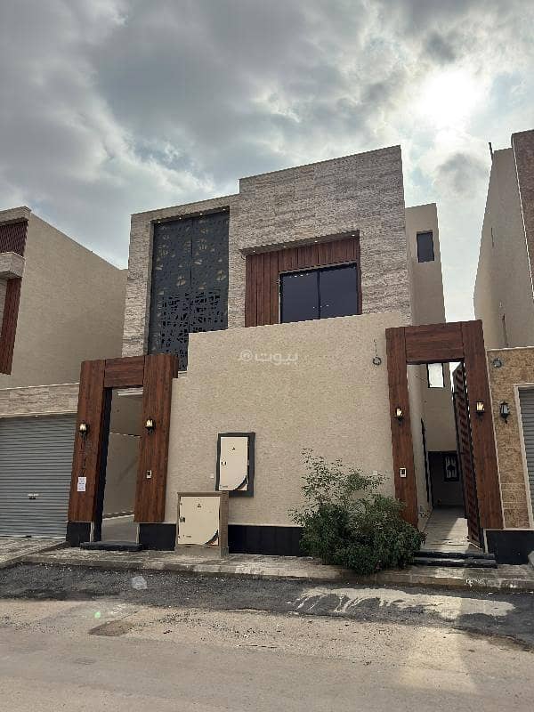 Ground-level townhouse with a private entrance in Al-Rimal neighborhood, Talal Ground-level townhouse with a private entrance in Al-Rimal neighborhood, Talal