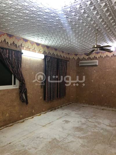 فیلا 3 غرف نوم للبيع في الرياض، منطقة الرياض - فيلا و محلق للبيع بطويق غرب الرياض| 400م2