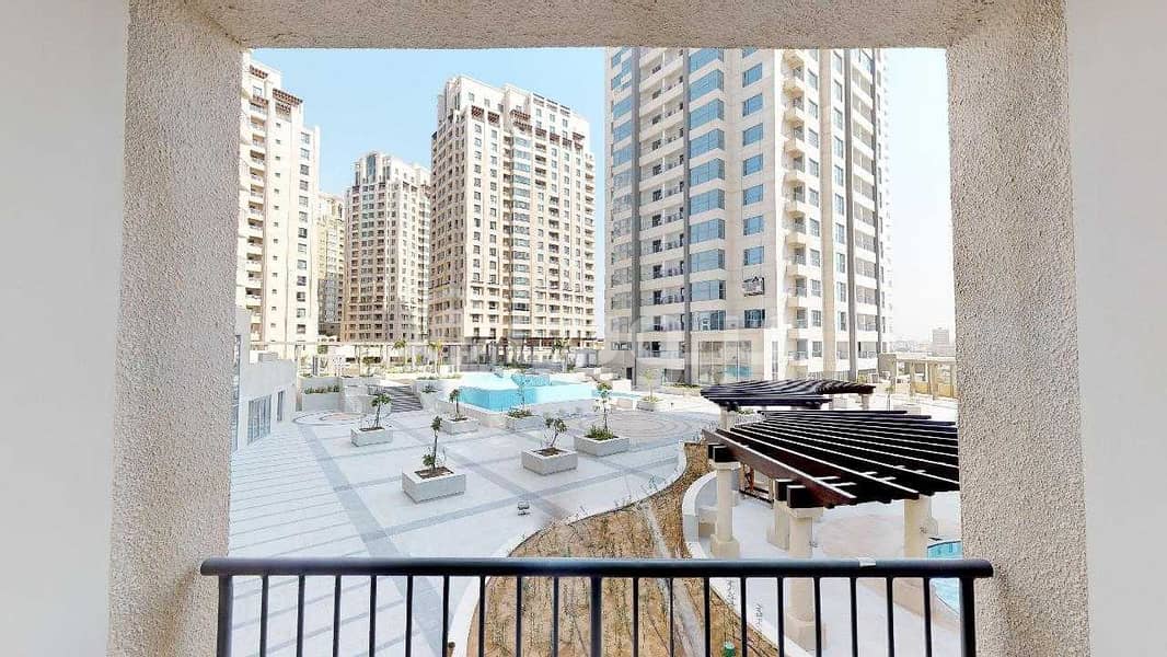 Villa with a pool for sale in Emaar Residence Al Fayhaa, North Jeddah