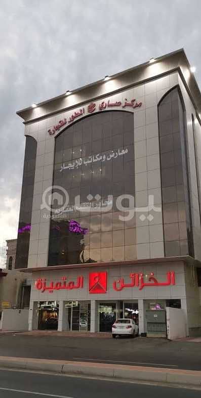 مكاتب تجارية فخمة للإيجار بالسلامة على شارع صاري، شمال جدة