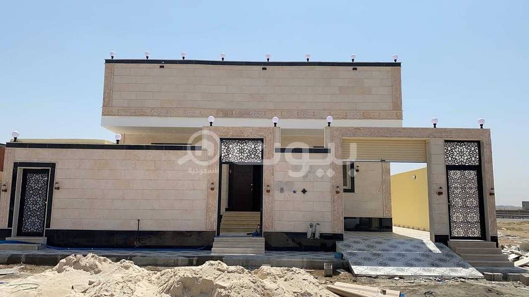 Luxurious villa for sale in Al Hamdaniyah, North Jeddah