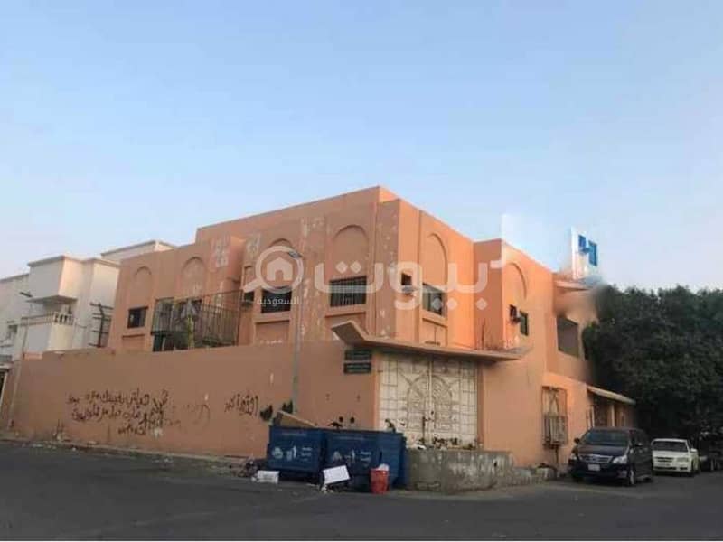 For sale a residential building in Al Manar, north of Jeddah