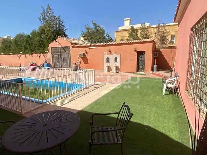 Spacious Istiraha with a Pool for sale in Al Yaqout, North of Jeddah