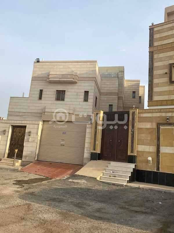 Villa with park for sale in Al-Sawari District, North Jeddah