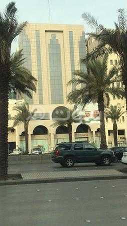 For sale a leased tower on the Habib Hospital in Olaya, north of Riyadh